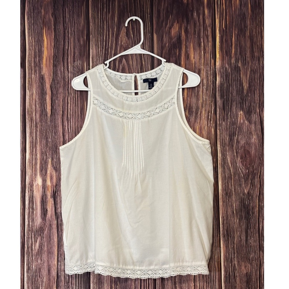 GAP Sleeveless Top Womens XL White Lace Trim Round Neck Pullover Casual Wear